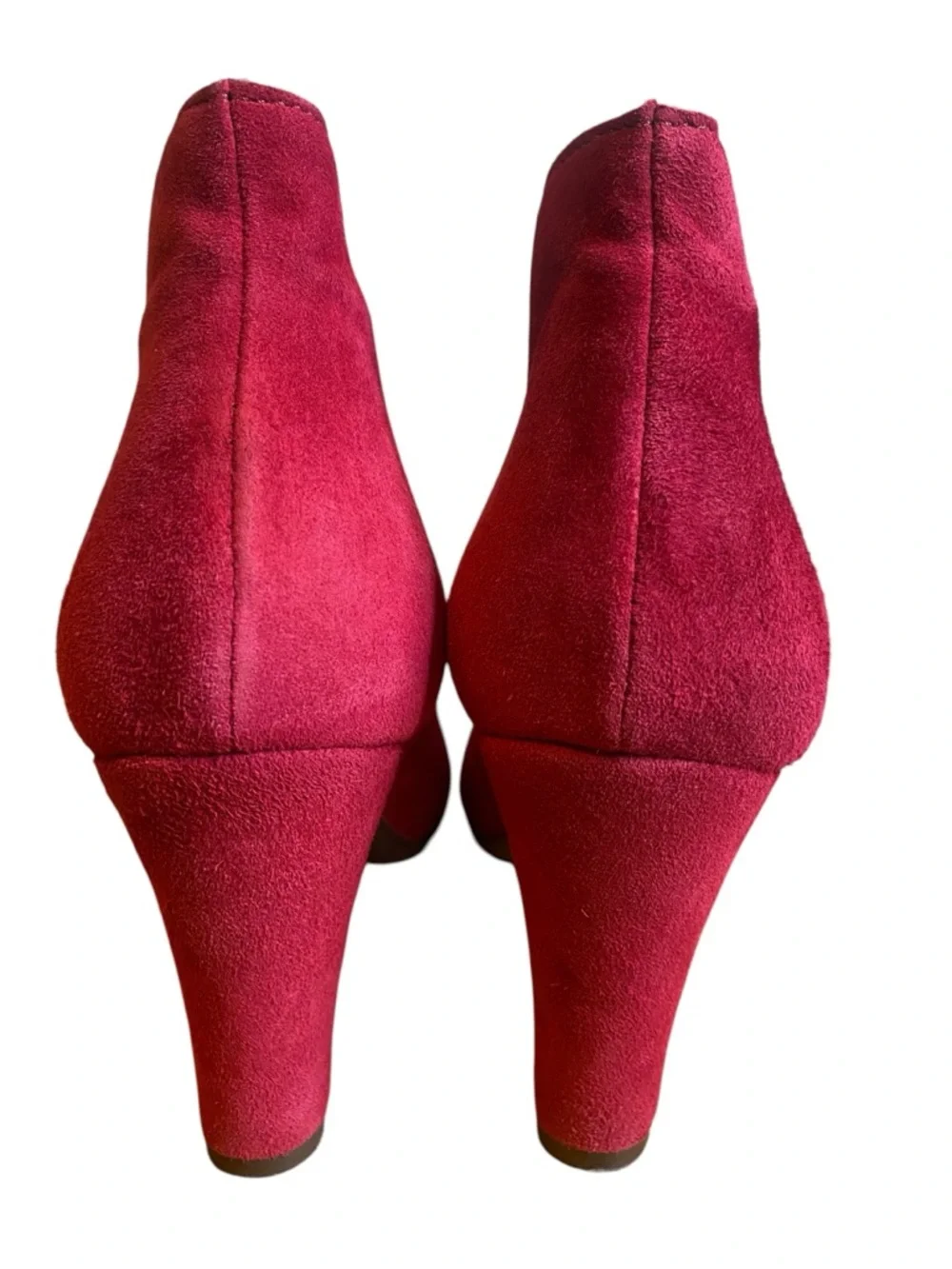 Eric Michael Red Suede pumps women’s 38 EU 8.5 U.S.